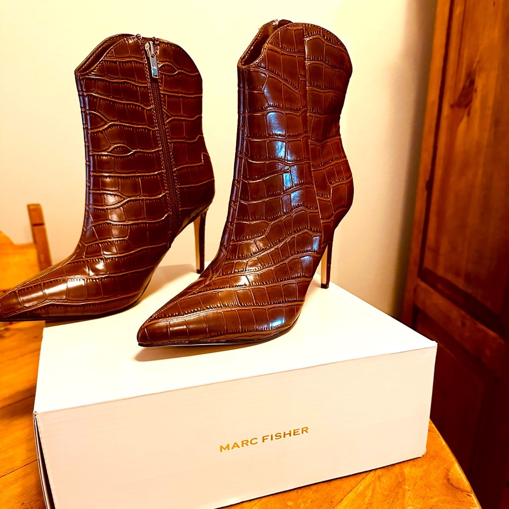 Marc Fisher brown boots